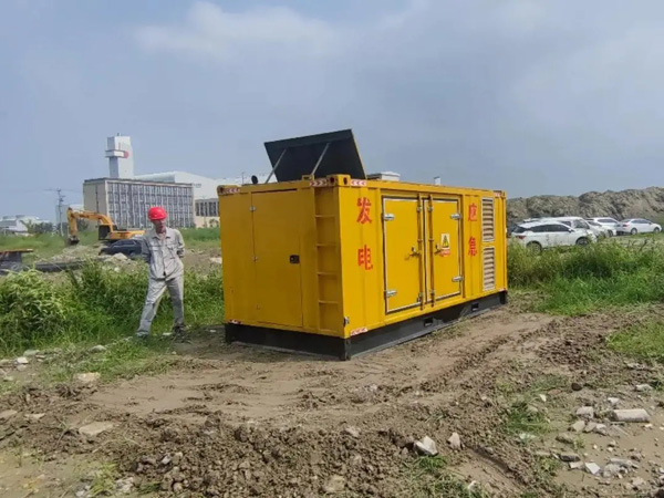 浠水200KW柴油发电机机组每小时的油耗量受哪些因素影响?
